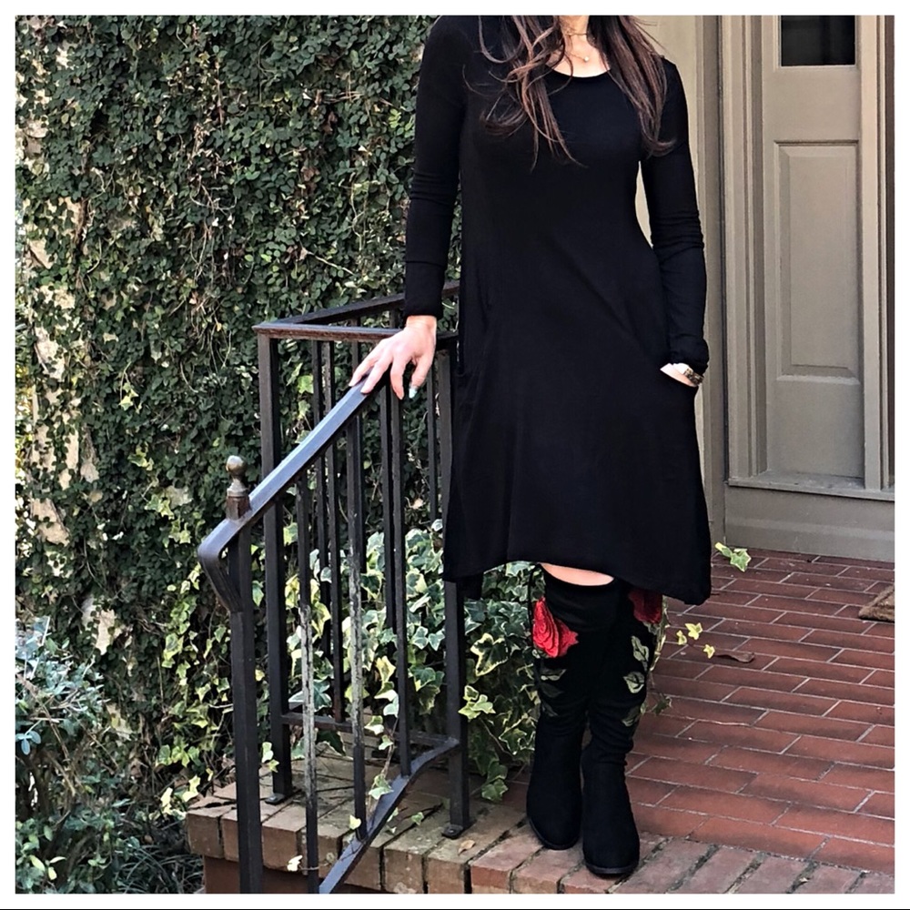✨LAST ONE✨Floral embroidered knee length boots - Picture 3 of 6